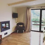 A Carballeira Do Tambre Aparthotel 3*