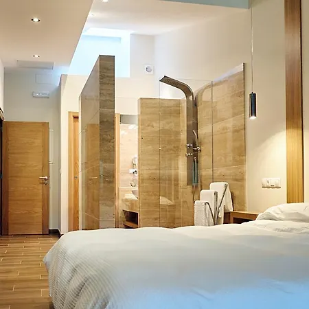 Aparthotel A Carballeira Do Tambre Troitosende