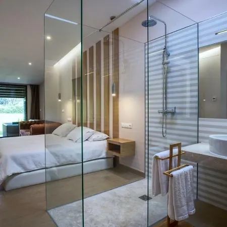A Carballeira Do Tambre Aparthotel 3*